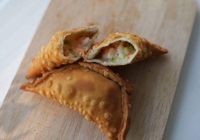 Empanadas de Queso Camarón Chilean Shrimp & Cheese Empanadas