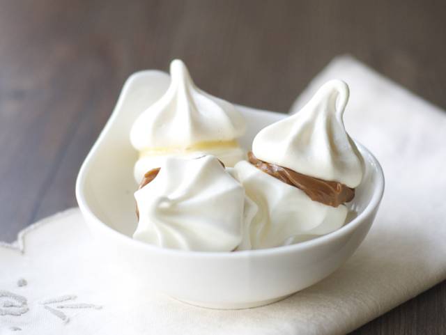 Condensed Milk into Dulce de Leche