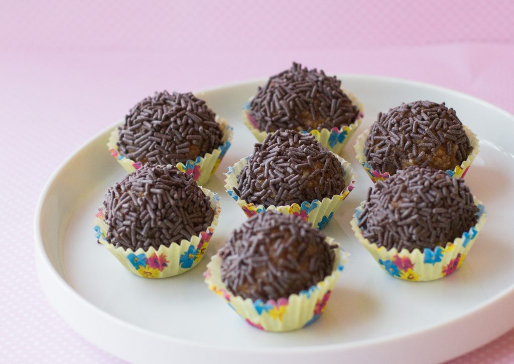 Lucuma bonbons