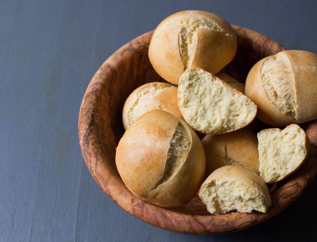 Pan de Huevo Chilean Sweet Bread Rolls 