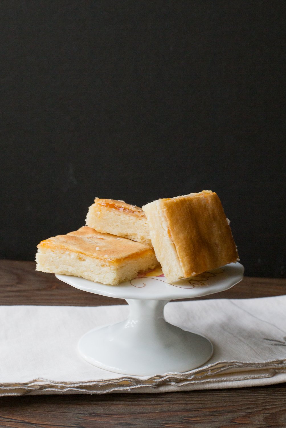 Apricot Cookie Bars