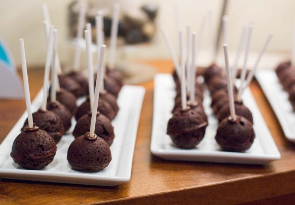 Chocolate cake pops