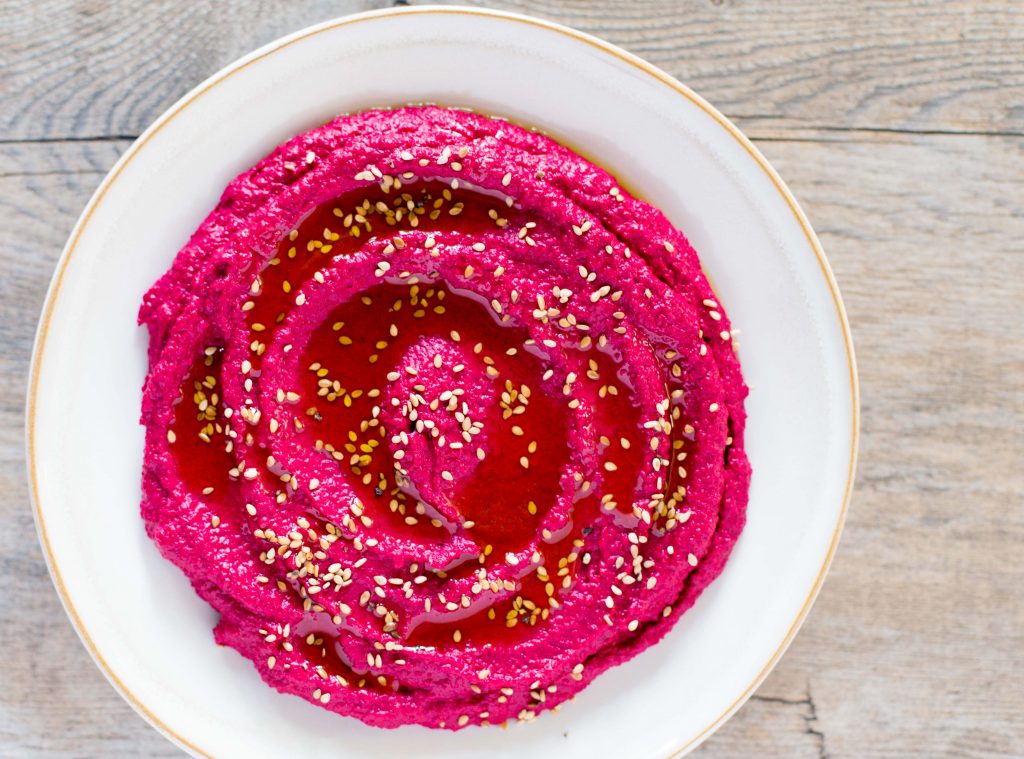 Beet hummus