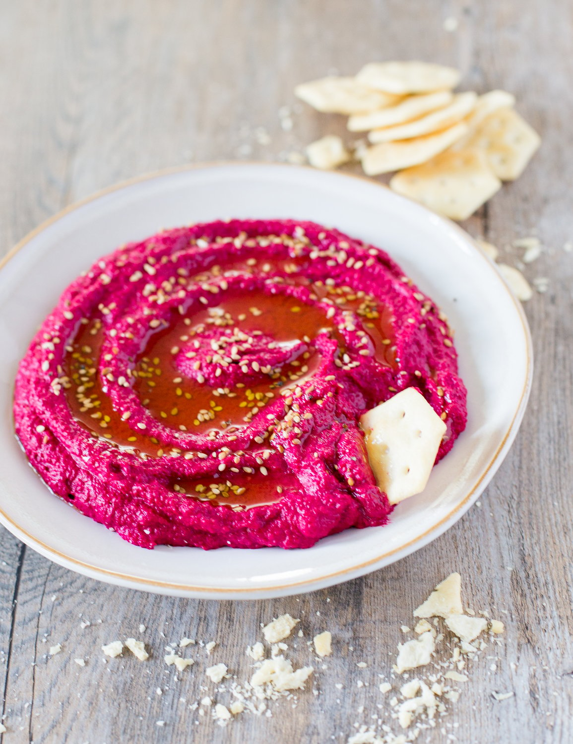 Beet hummus