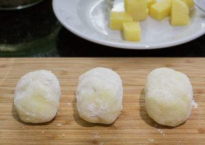 Forming stuffed potatoes