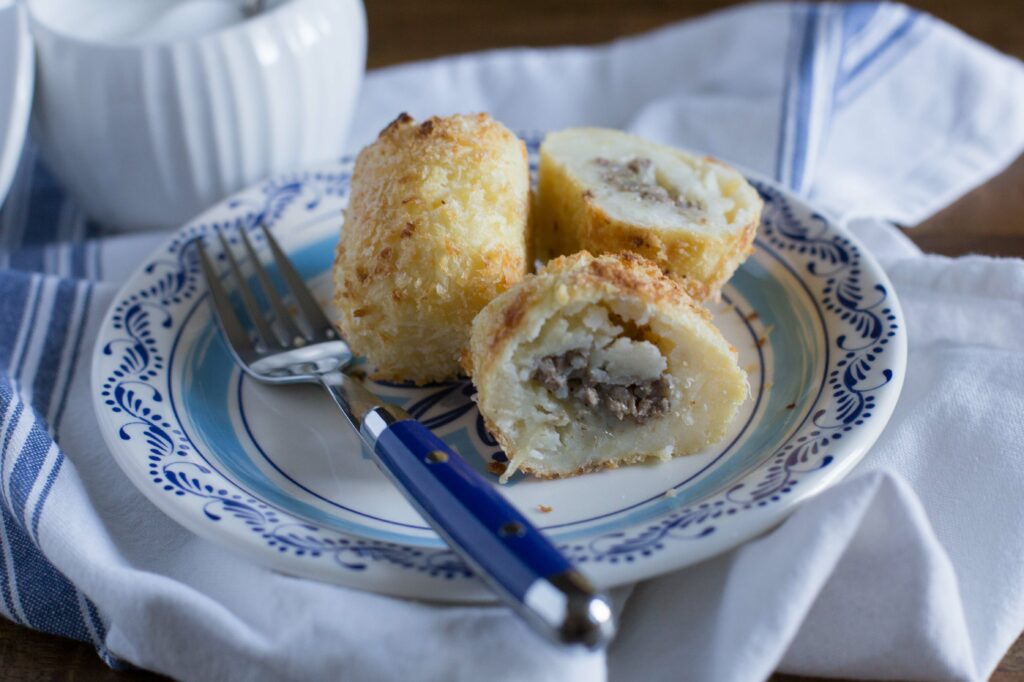 Papas rellenas with ground beef