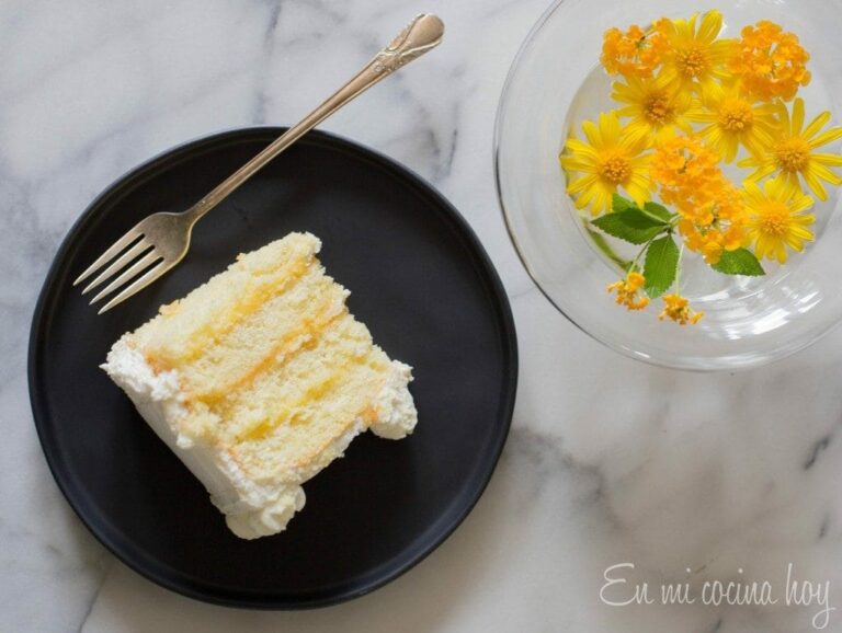 Lemon Curd Cake