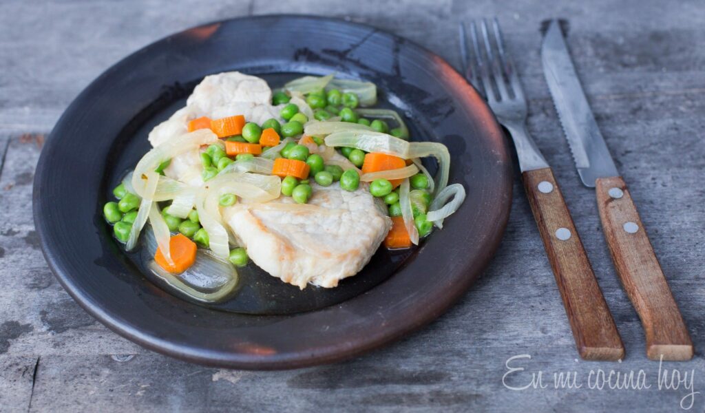 Cerdo Arvejado Pork with Peas and Carrots