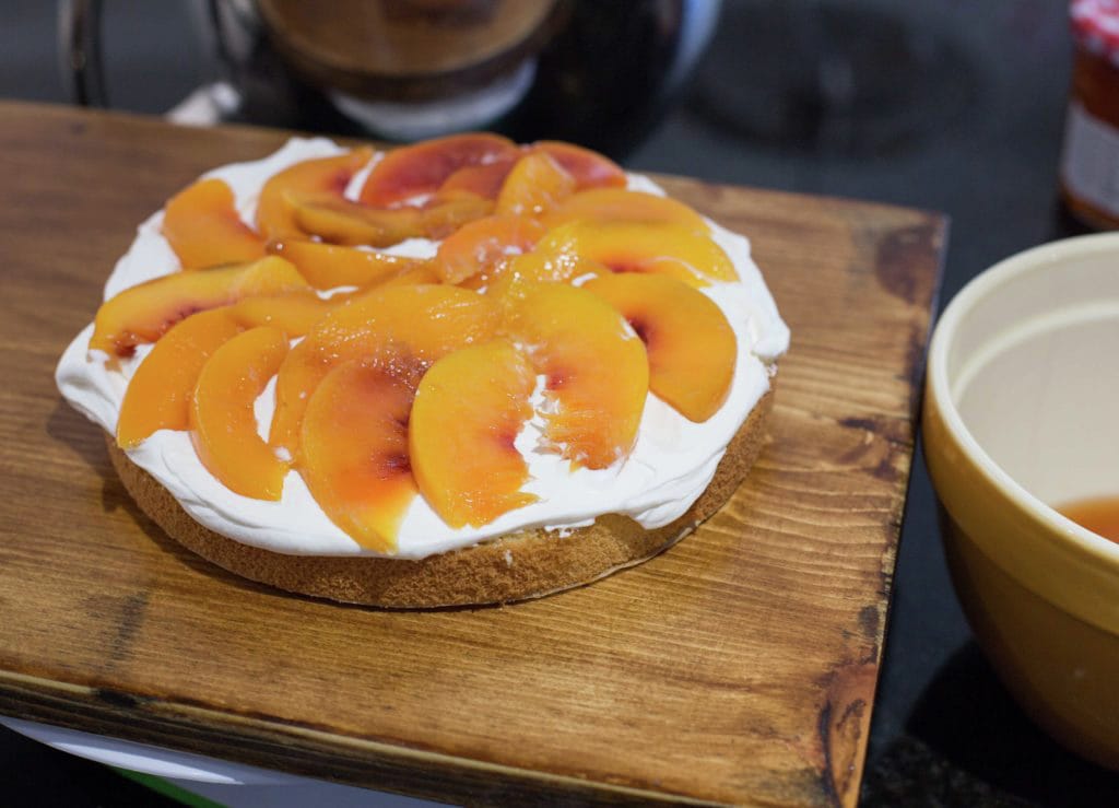 Naked Peaches and Cream Cake - Pilar's Chilean Food & Garden