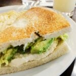 Ave palta sandwich