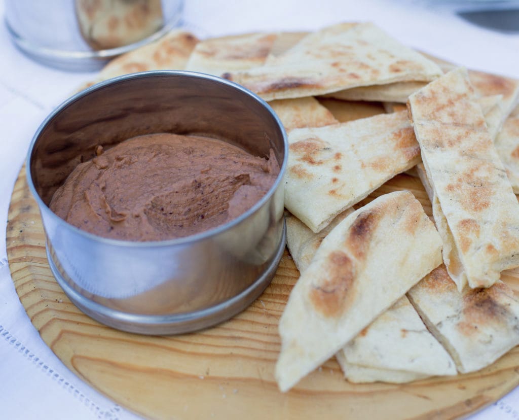 hummus-black-beans