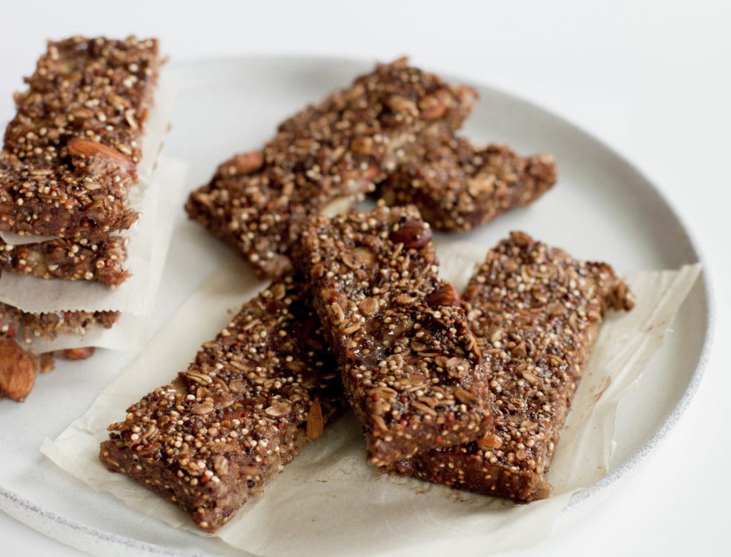 Banana Quinoa Breakfast Bar