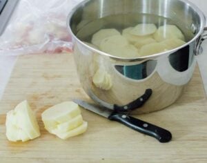 Chopped potatoes for Chapaleles