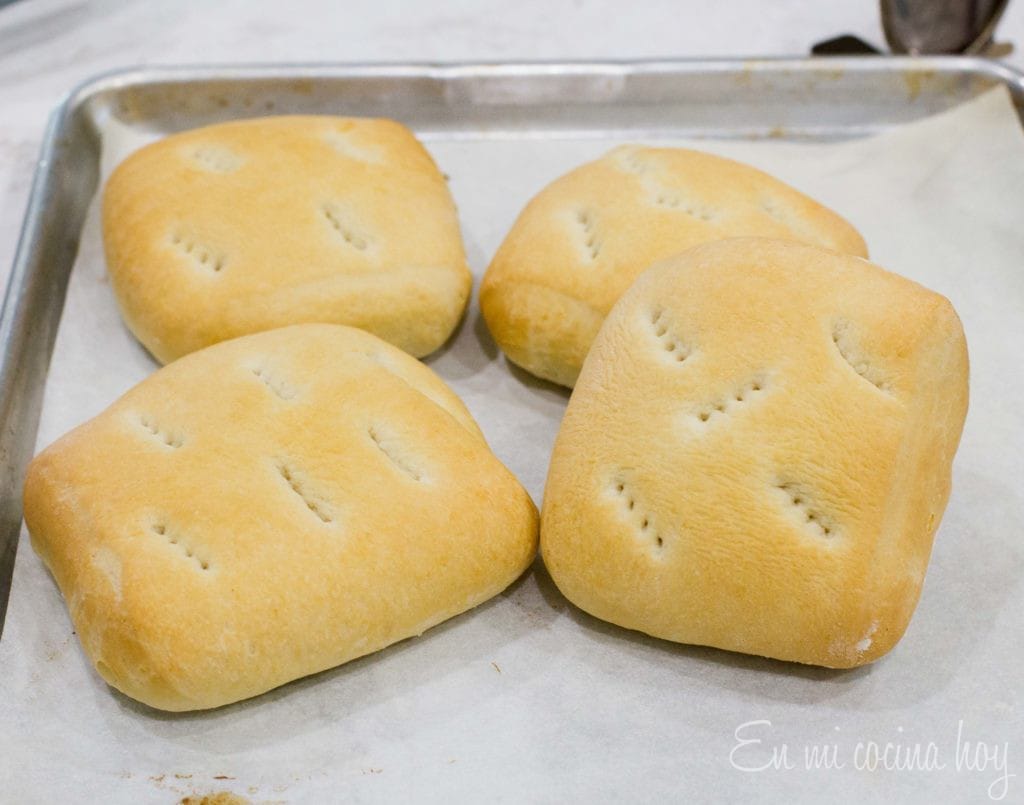 Colizas, Chilean Bread