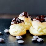 Profiteroles, Chilean Style
