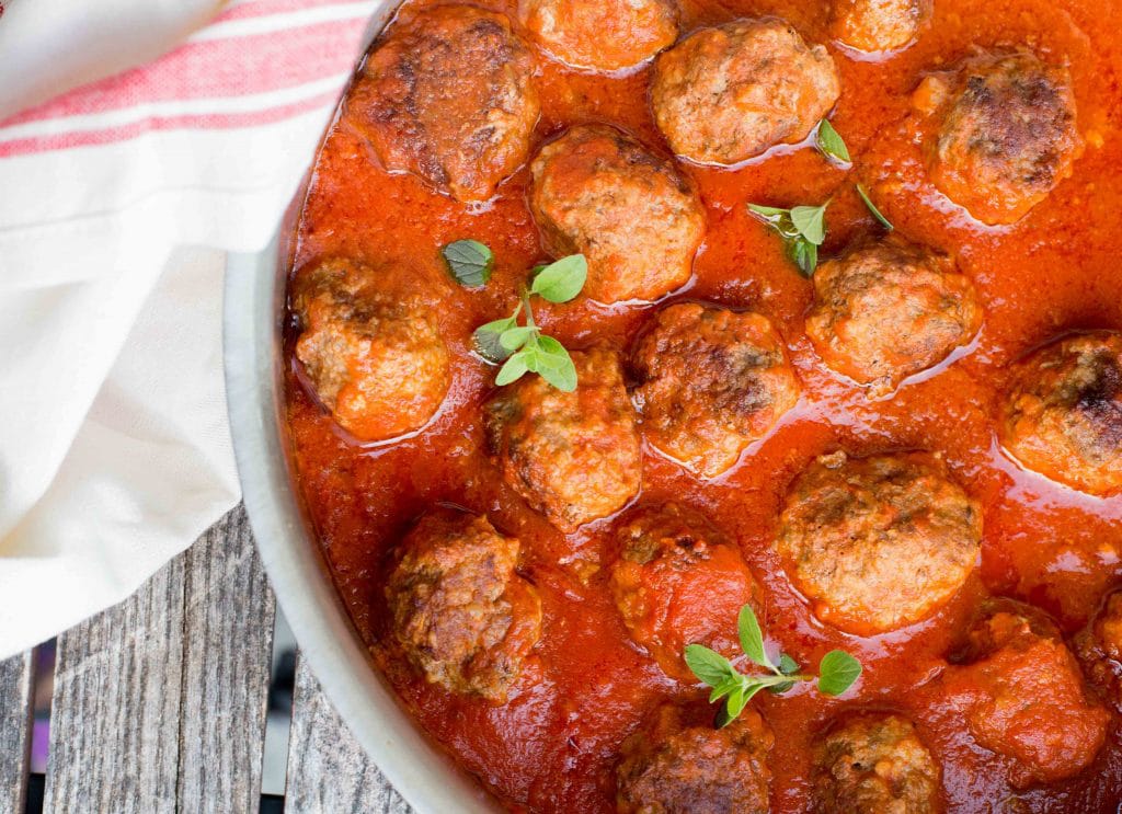 Easy Meatballs with Tomato Sauce