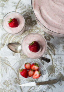 Strawberry Bavarois, Chilean recipe