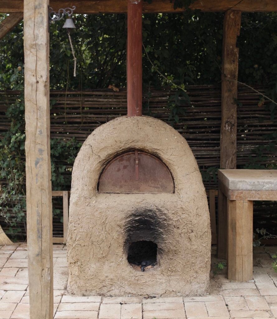 Horno de barro. Clay oven.